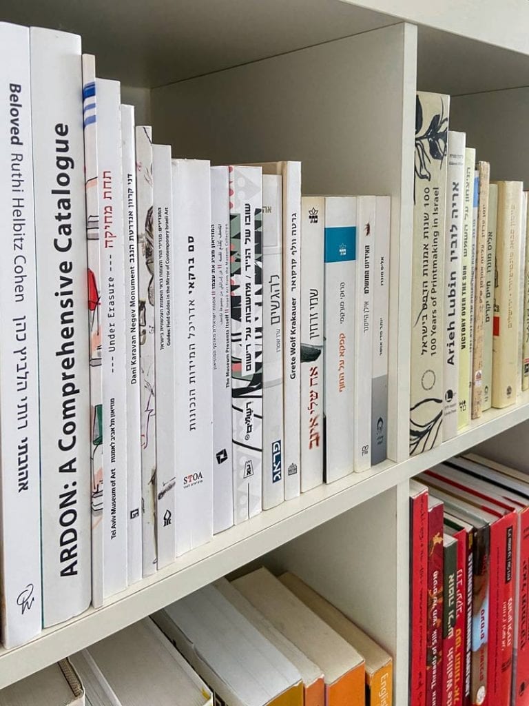 סידור ספרייה בדרך מושלמת פשוטה ויעילה
