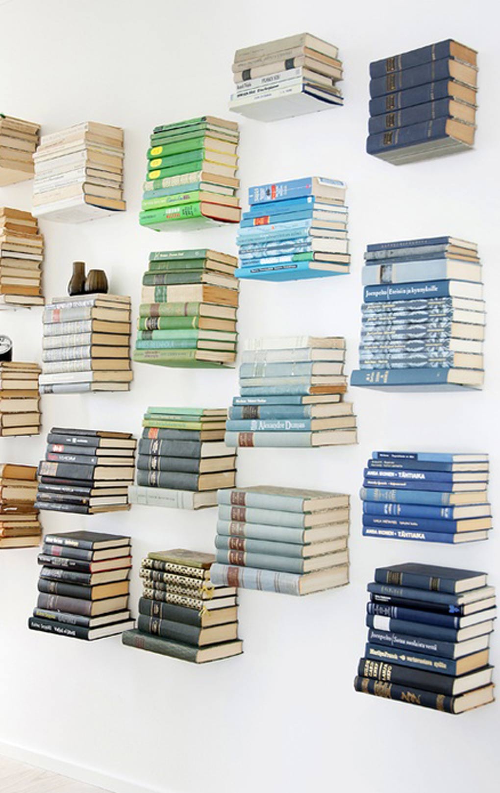 בחרו את הרעיון המועדף עליכם: איך לאחסן ספרים שלא בעזרת ספריה